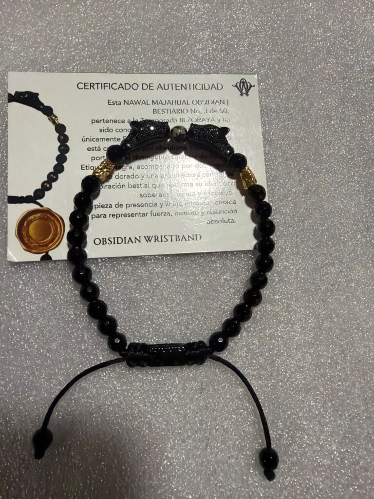 NAWAL MAJAHUAL OBSIDIAN · pieza de la Casa Obsidian Wristband
