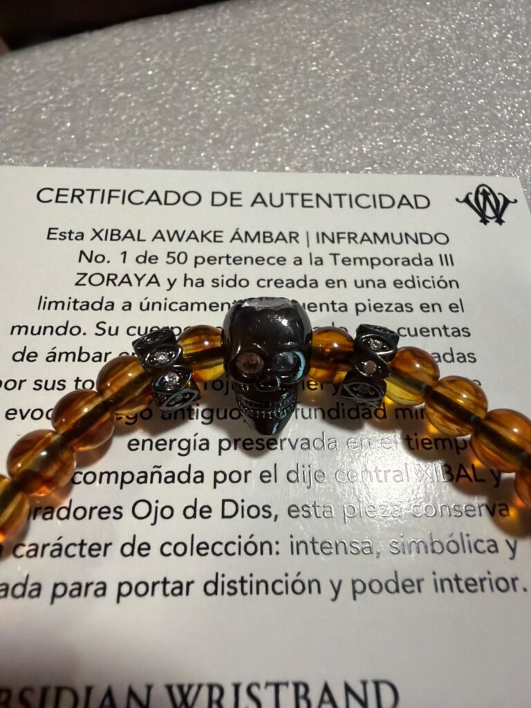 XIBAL AWAKE AMBAR · pieza de la Casa Obsidian Wristband