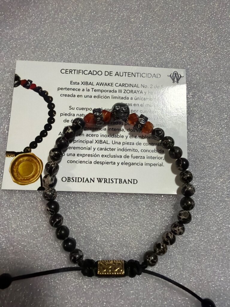 XIBAL AWAKE CARDINAL · pieza de la Casa Obsidian Wristband