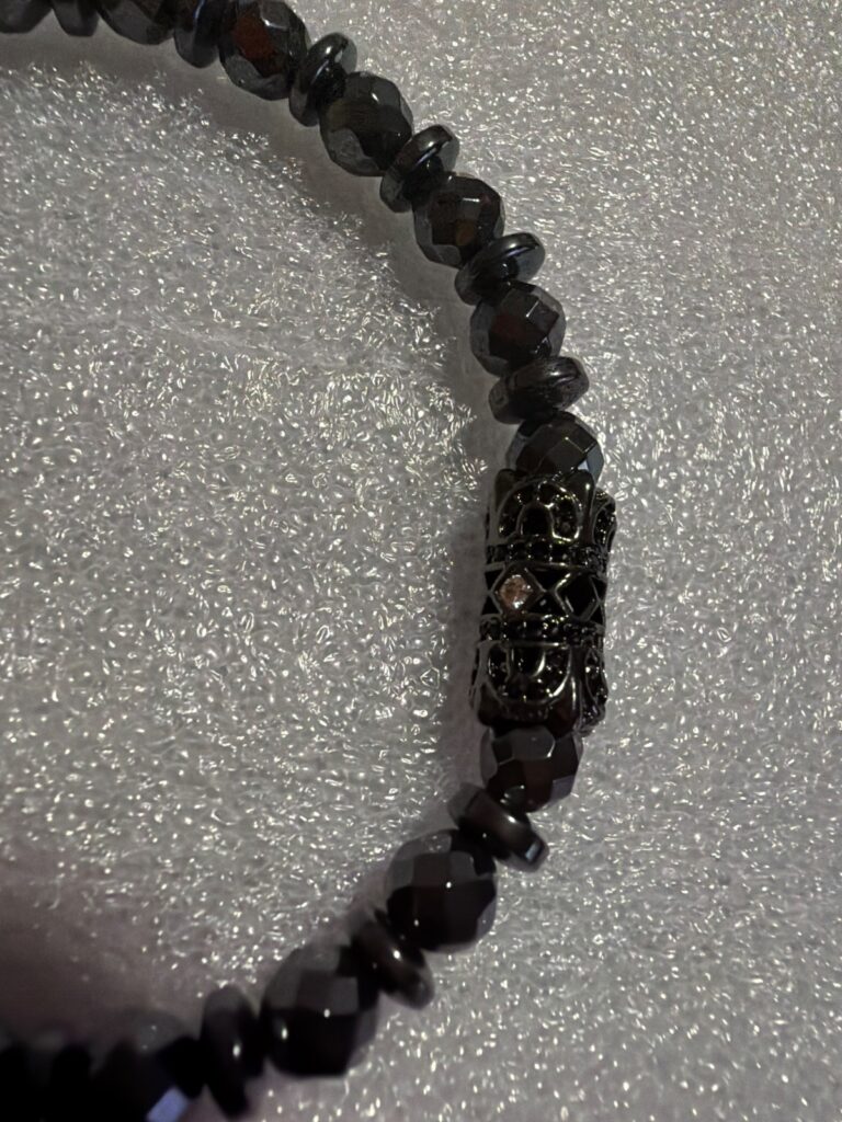 AHAU SAINT · pieza de la Casa Obsidian Wristband