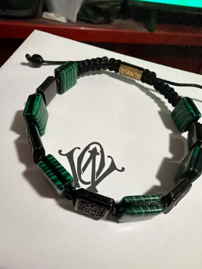 IKAL MOSAIC MALAQUIAM · pieza de la Casa Obsidian Wristband