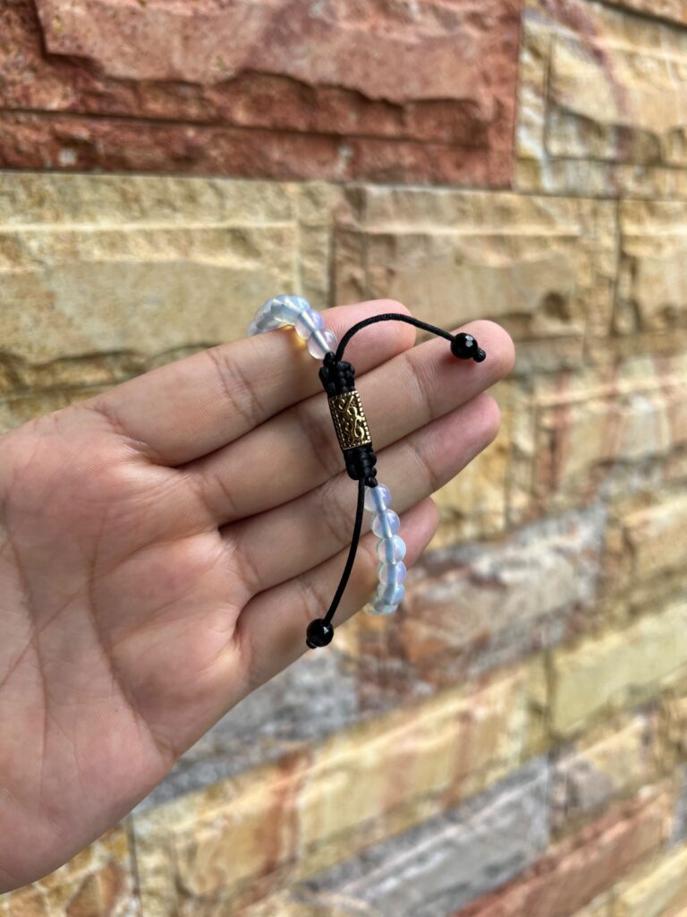 AHAU CLASSY · pieza de la Casa Obsidian Wristband