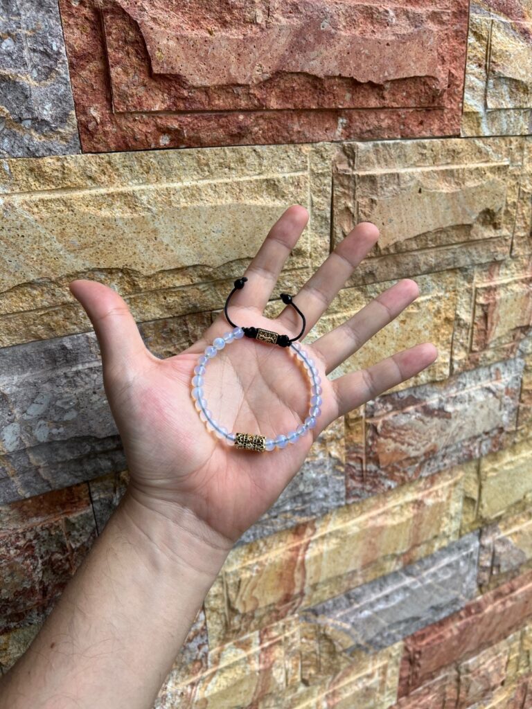 AHAU CLASSY · pieza de la Casa Obsidian Wristband