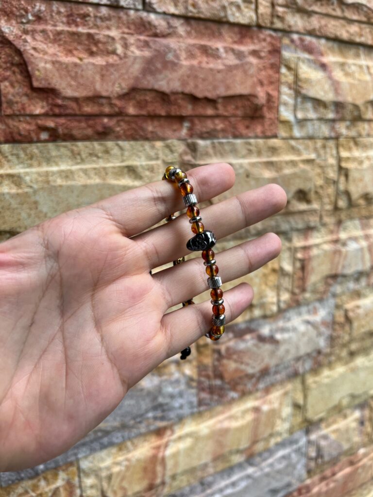 XIBAL AMAIA · pieza de la Casa Obsidian Wristband
