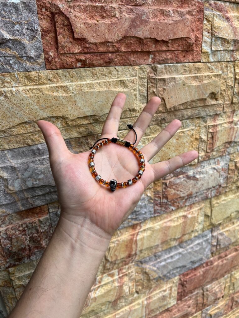 XIBAL AMAIA · pieza de la Casa Obsidian Wristband