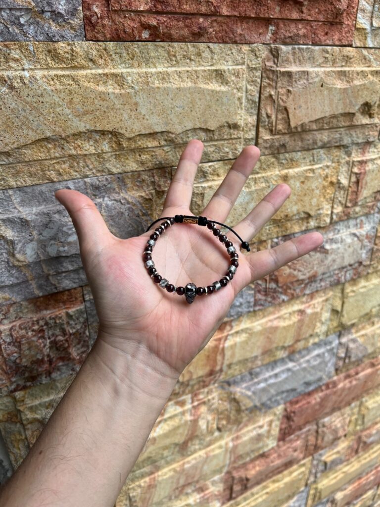 XIBAL HUAYRA · pieza de la Casa Obsidian Wristband