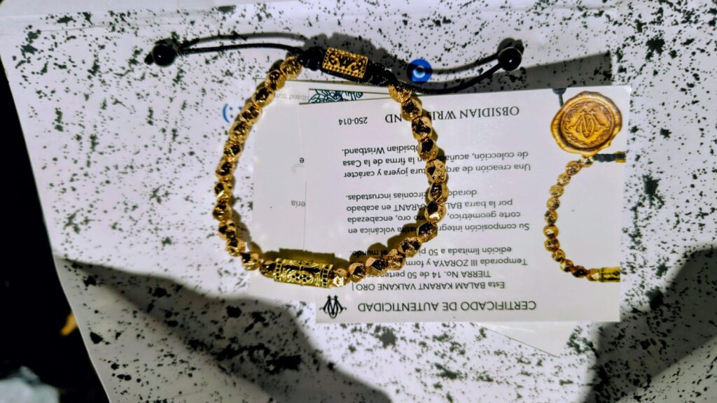 BALAM KARANT VALKANE ORO · pieza de la Casa Obsidian Wristband